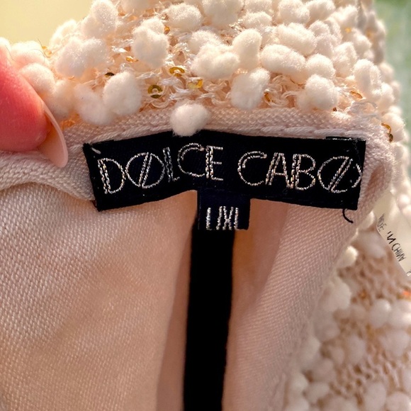 Dolce Cabo cowl neck poncho in off white w/ sparkling collar w/ gold sequins ✨ - Picture 10 of 10